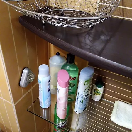 Kossuth Lajos U. 176.