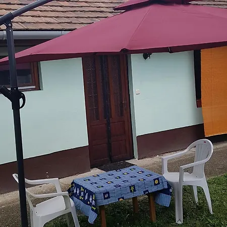 Kossuth Lajos U. 176. Apartamento