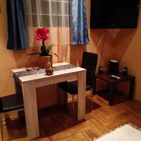 Kossuth Lajos U. 176. Apartamento