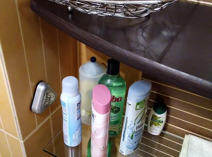 Kossuth Lajos U. 176.