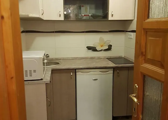 Kossuth Lajos U. 176. Budapest